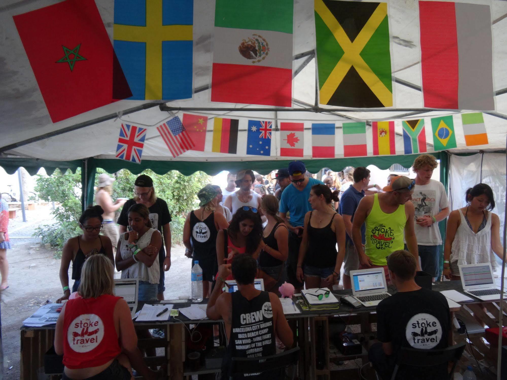 Zarautz Beachside Surf Camp Dış mekan fotoğraf